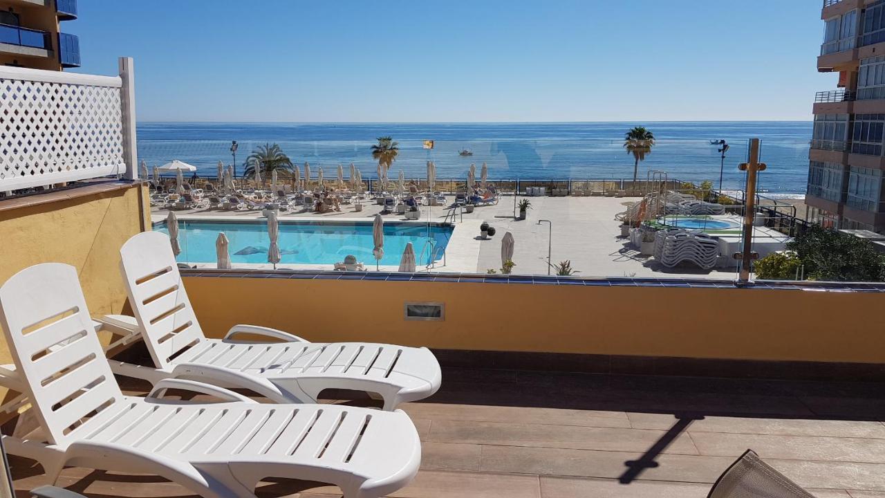 Penthouse Sea Views + Private Solarium Apartment Fuengirola Bagian luar foto