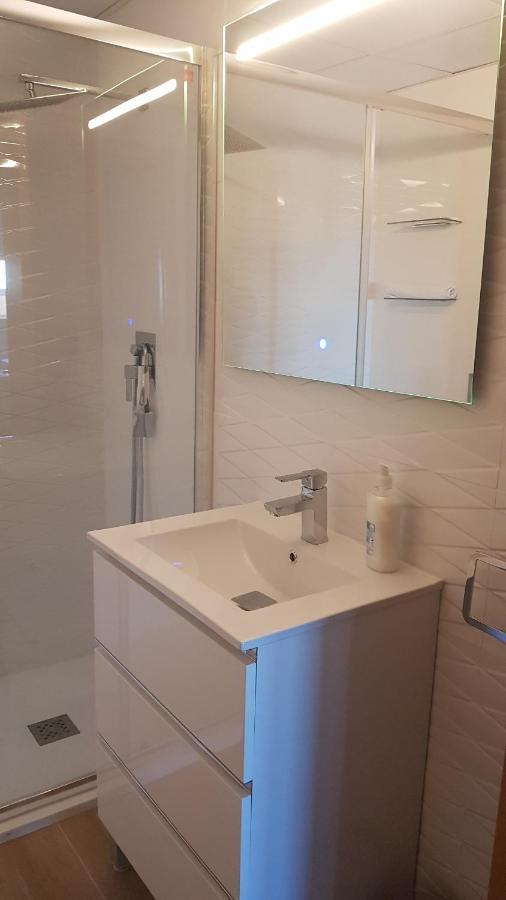Penthouse Sea Views + Private Solarium Apartment Fuengirola Bagian luar foto